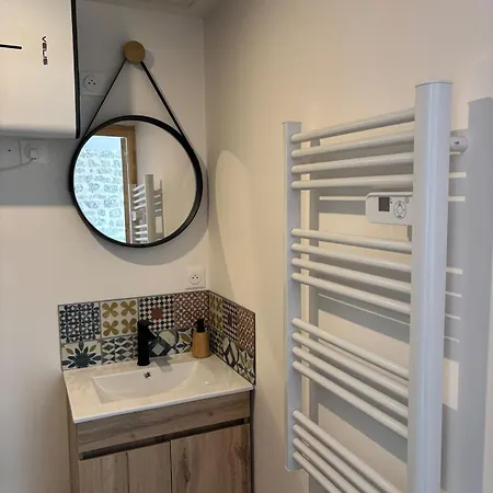 Pour 4 Personnes Apartment Sainte-Mere-Eglise